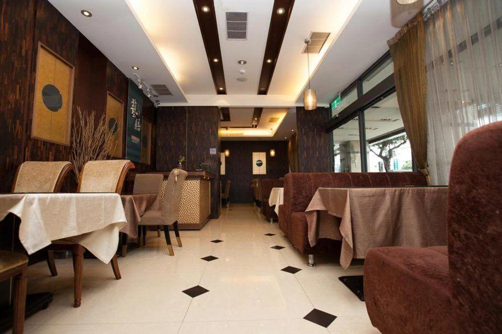 Mila Hotel Тайчжун Экстерьер фото