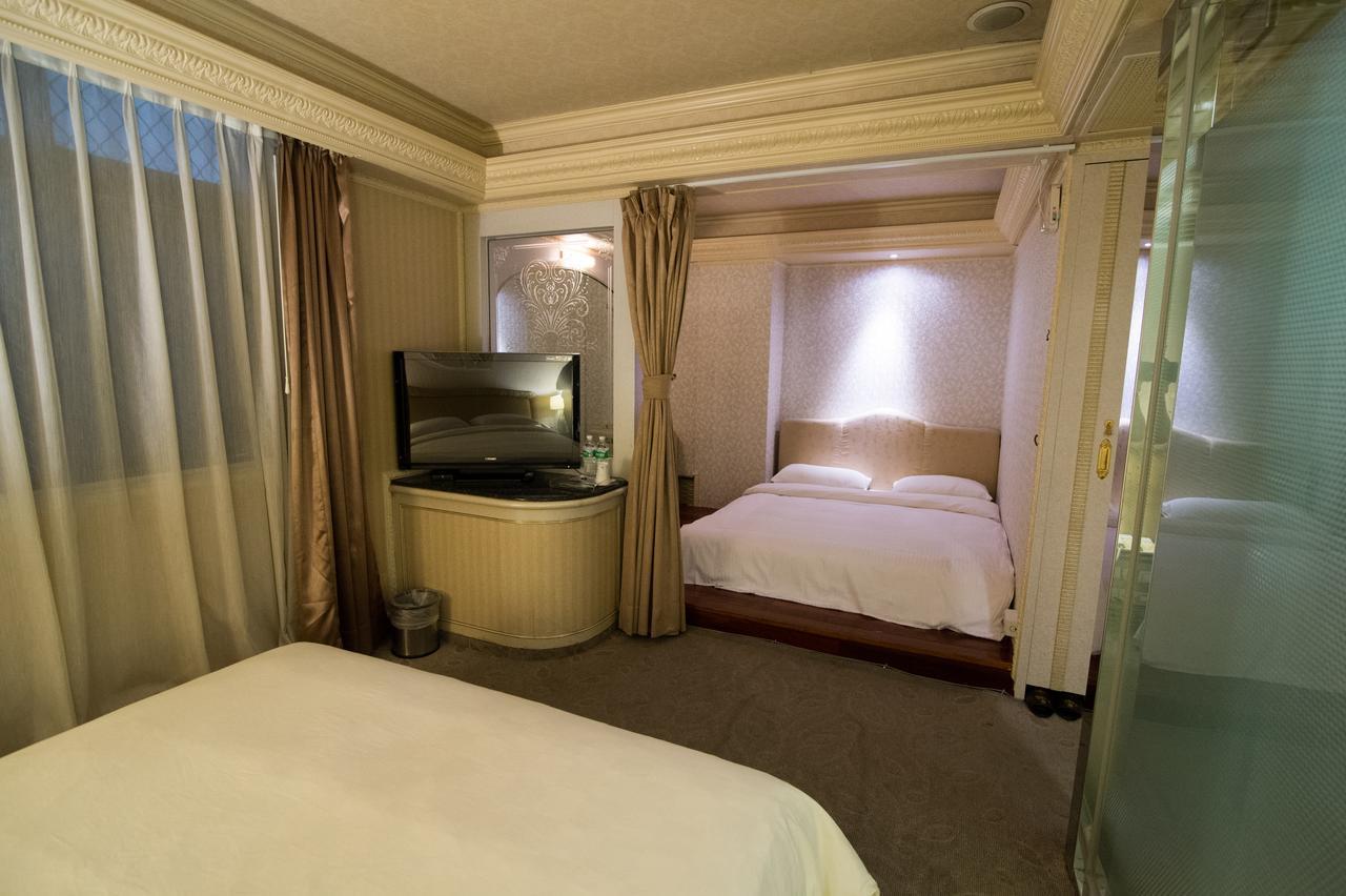 Mila Hotel Тайчжун Экстерьер фото